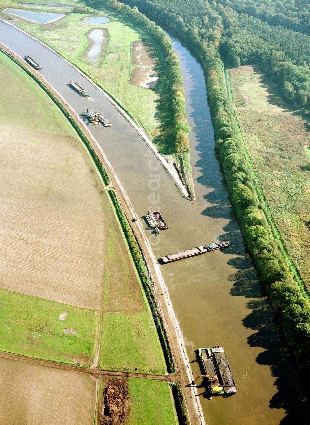 Parchau from above - Baustelle zur Umleitung des Elbe - Havel - Kanal im Bereich von Parchau.