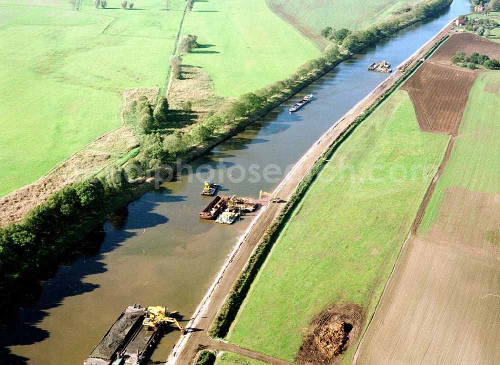 Parchau from above - Baustelle zur Umleitung des Elbe - Havel - Kanal im Bereich von Parchau.