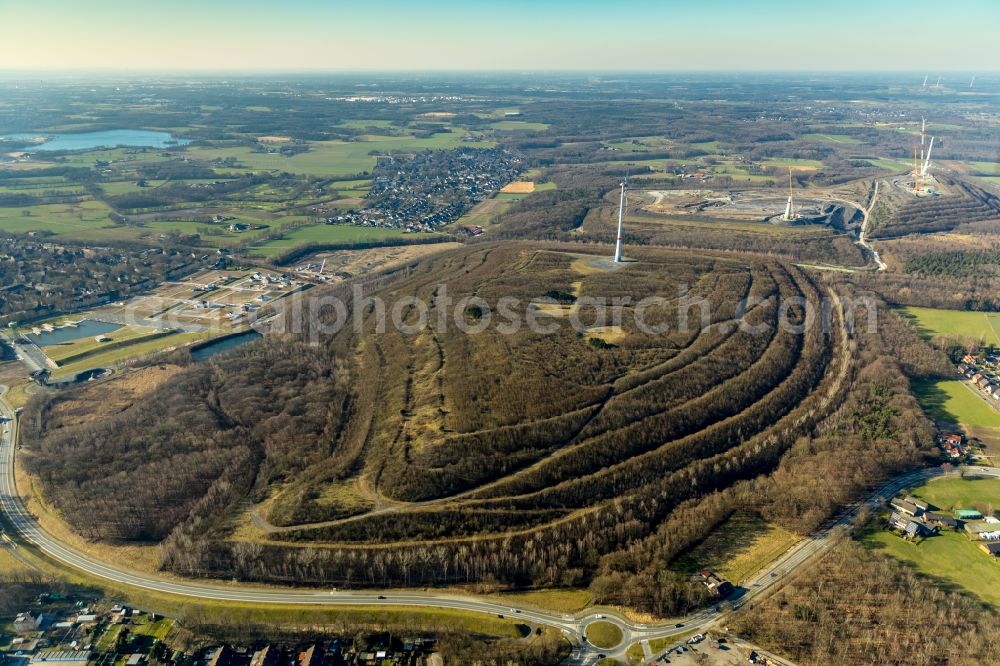 Dinslaken from above - Construction site for wind turbine installation auf of Halde in Lohberg in Dinslaken in the state North Rhine-Westphalia, Germany