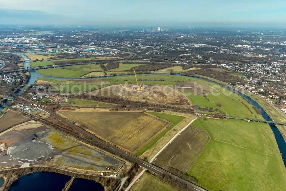 Mülheim an der Ruhr from the bird's eye view: Construction site for wind turbine installation in den Styrumer Ruhrauen in Muelheim on the Ruhr in the state North Rhine-Westphalia, Germany