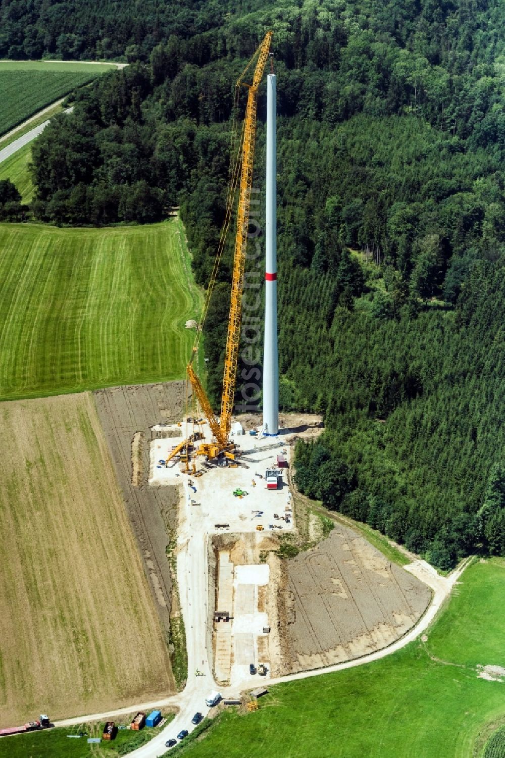 Aerial photograph Unterschneidheim - Construction site for wind turbine installation in Unterschneidheim in the state Baden-Wuerttemberg, Germany