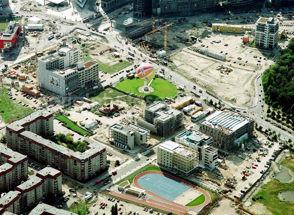 Berlin from above - Baustellen auf dem ehem. Grenzstreifen am Potsdamer Platz in berlin - Mitte.