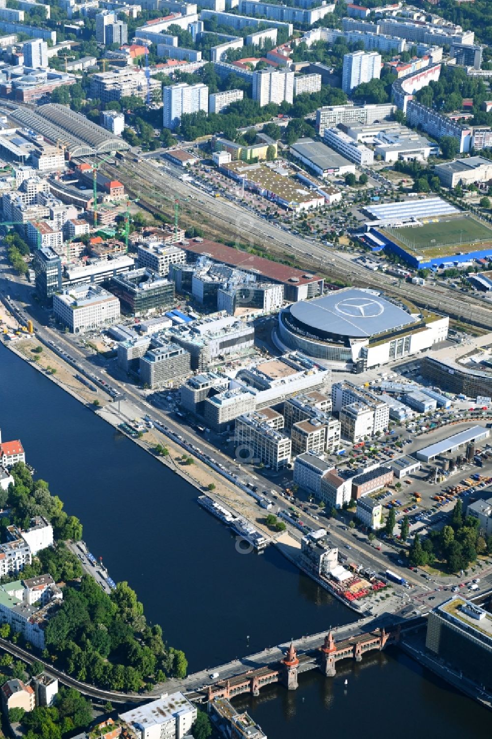 Aerial photograph Berlin - Construction sites for the new building on Anschutz- Areal along of Muehlenstrasse in the district Friedrichshain in Berlin, Germany