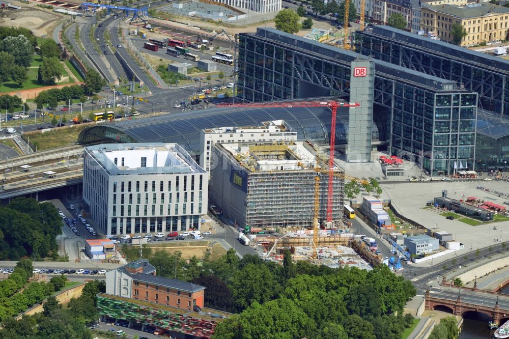 Aerial photograph Berlin - City view with part of new construction - projects Berlin Central Station in Berlin