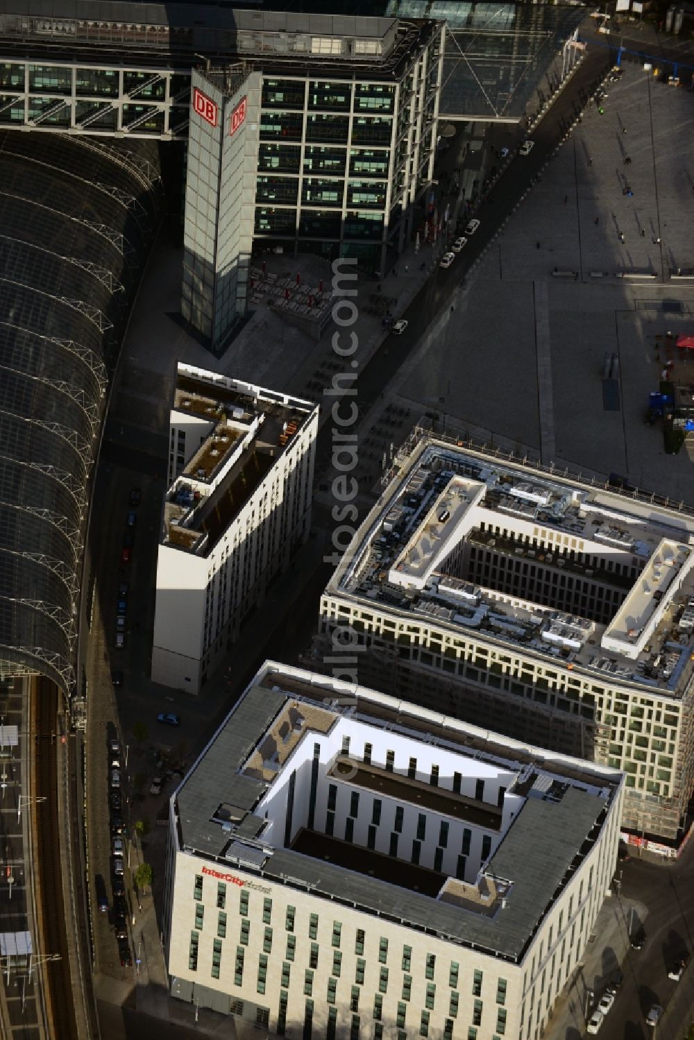 Aerial photograph Berlin - City view with part of new construction - projects Berlin Central Station in Berlin