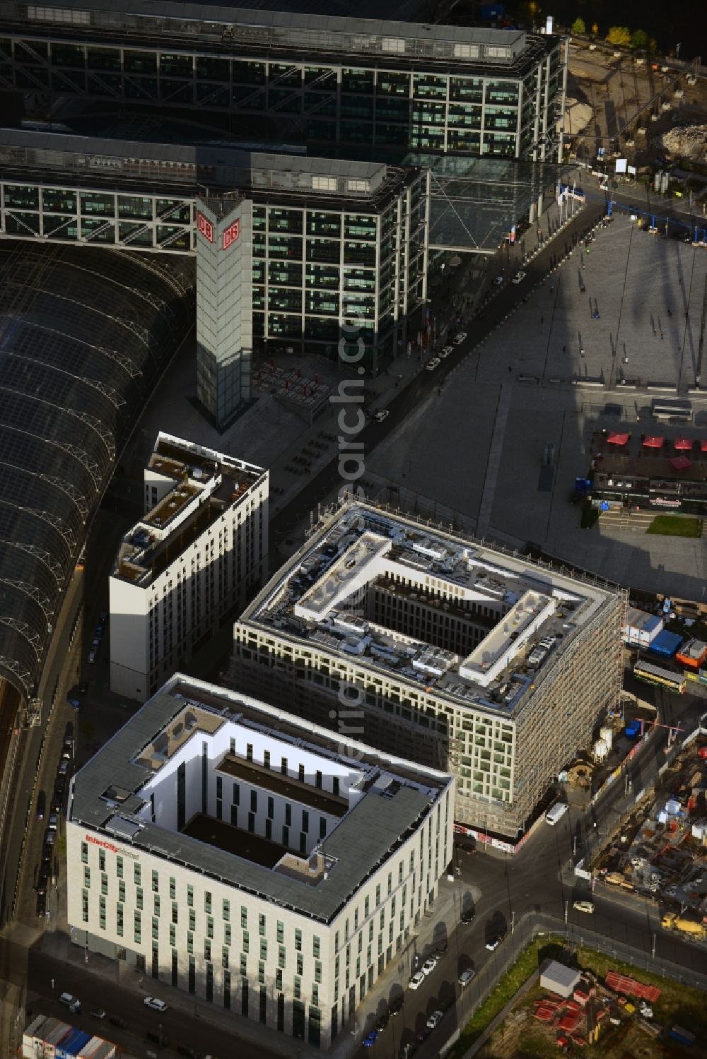 Berlin from above - City view with part of new construction - projects Berlin Central Station in Berlin