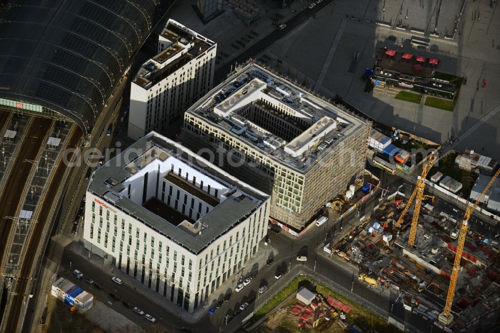 Berlin from the bird's eye view: City view with part of new construction - projects Berlin Central Station in Berlin