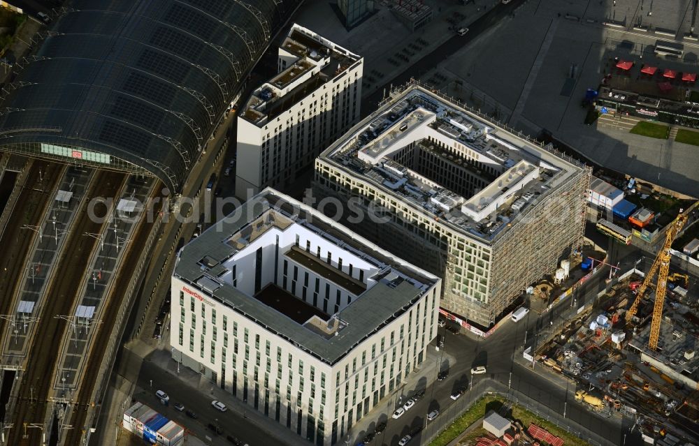 Aerial image Berlin - City view with part of new construction - projects Berlin Central Station in Berlin