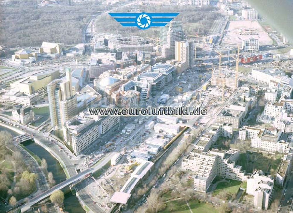 Aerial photograph Berlin - Tiergarten - Baustellen am Potsdamer Platz.