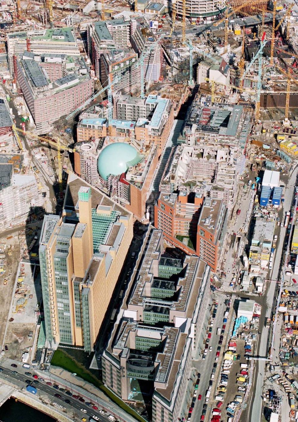 Berlin-Tiergarten from the bird's eye view: Baustellen am Potsdamer Platz.