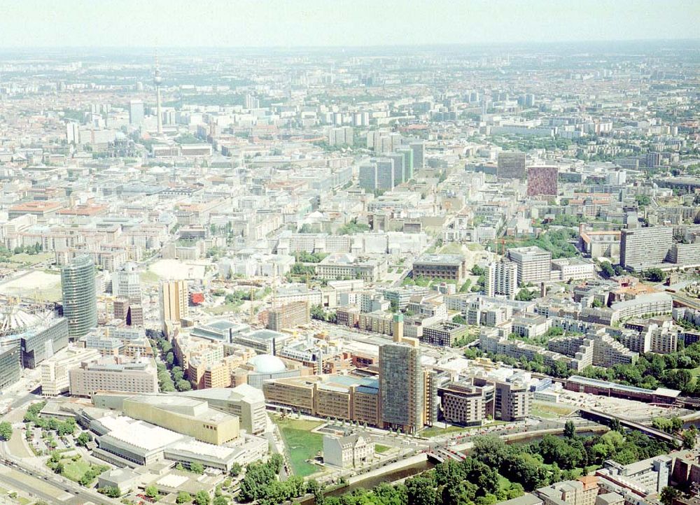 Aerial image Berlin - Tiergarten - Baustellen am Potsdamer Platz in Berlin-Tiergarten.