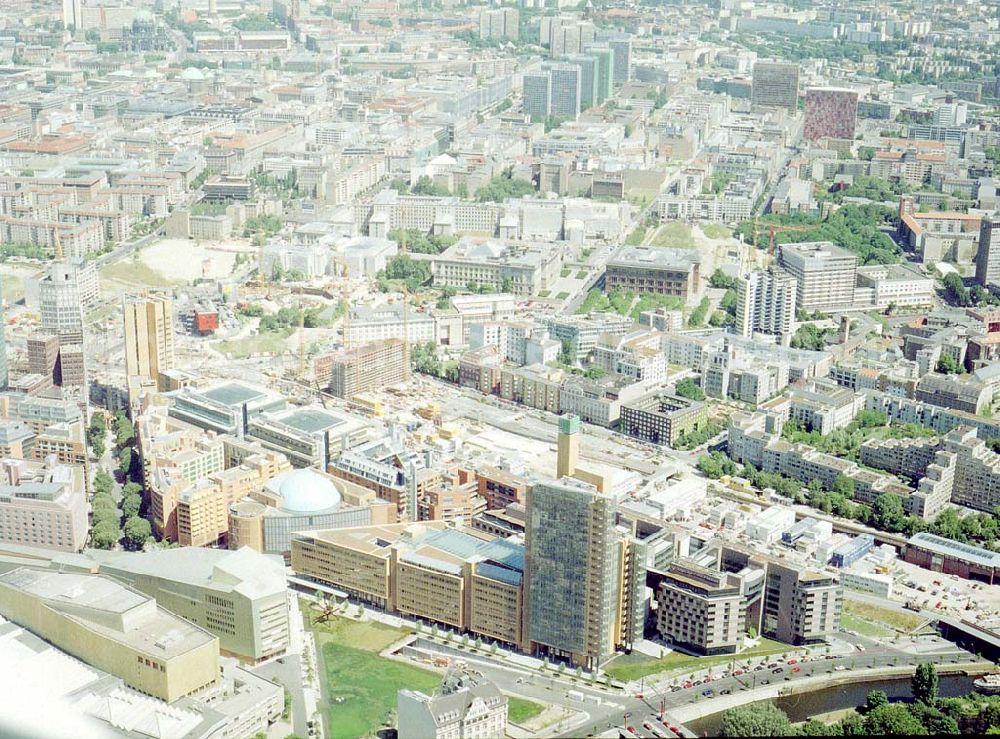 Aerial photograph Berlin - Tiergarten - Baustellen am Potsdamer Platz in Berlin-Tiergarten.