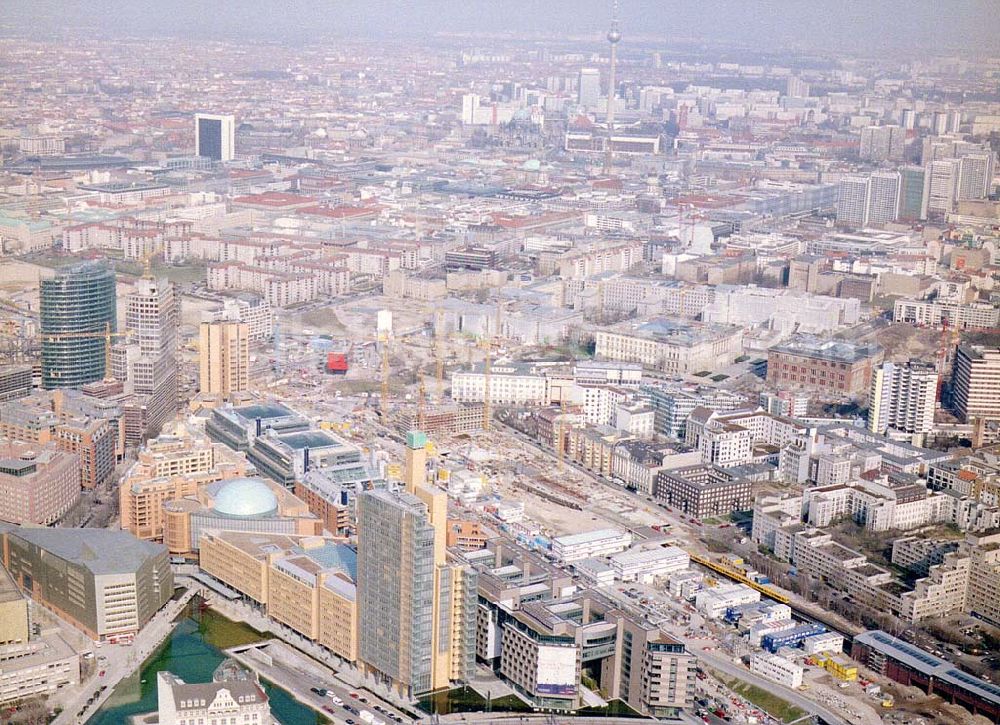 Aerial photograph Berlin-Tiergarten - Baustellen am Potsdamer Platz im Berliner Tiergarten.