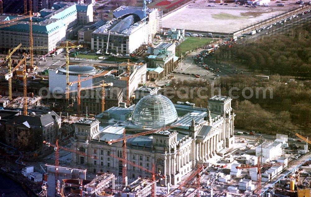 Aerial photograph Berlin - Tiergarten - Baustellen am Spreebogen / Reichstag in Berlin-Tiergarten.