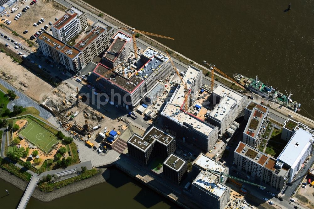 Aerial image Hamburg - Construction sites for residential and commercial buildings in the Baakenhafen along the Baakenallee in HafenCity in Hamburg, Germany