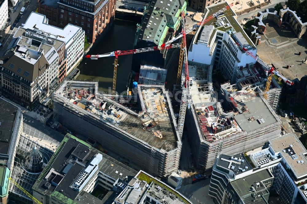 Hamburg from the bird's eye view: Construction site for City Quarters Building BURSTAH on Grosser Burstah in Hamburg, Germany