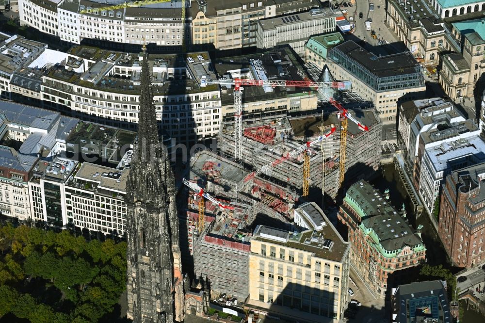 Hamburg from the bird's eye view: Construction site for City Quarters Building BURSTAH on Grosser Burstah in Hamburg, Germany