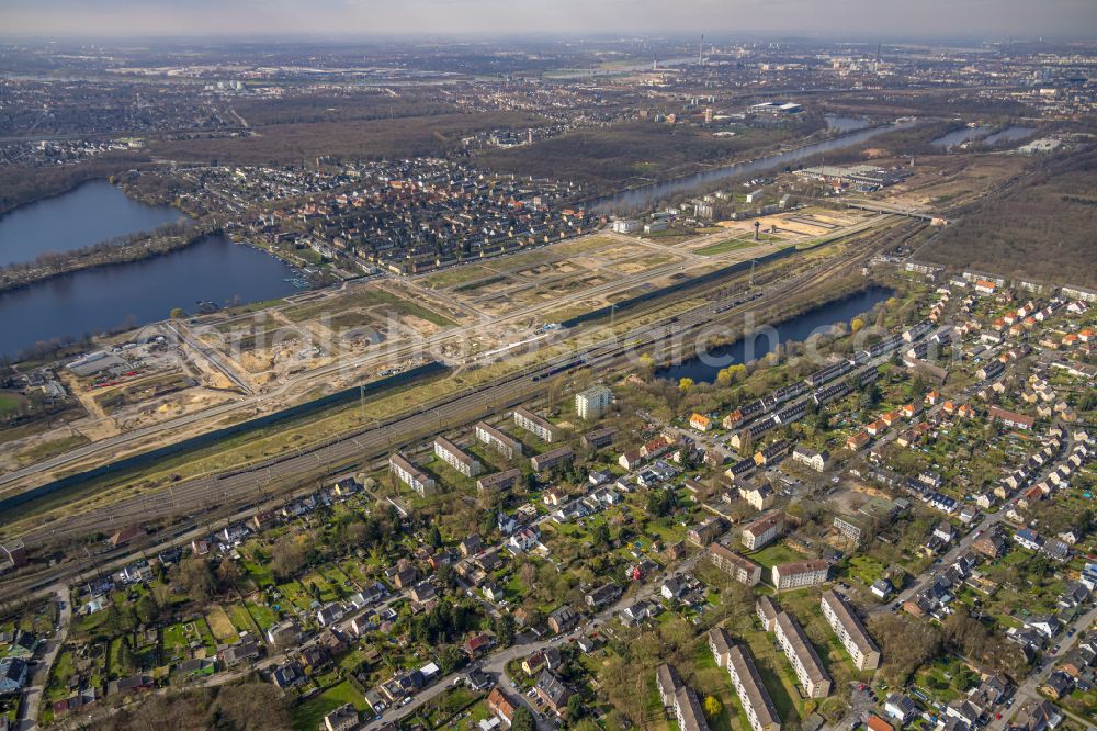 Aerial photograph Duisburg - construction site for City Quarters Building 6 Seen Wedau - Wohnen am Wasser in the district Wedau in Duisburg at Ruhrgebiet in the state North Rhine-Westphalia, Germany