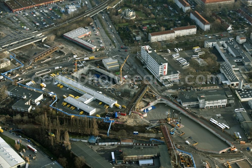 Berlin from the bird's eye view: Civil engineering construction sites for construction of the extension of the urban motorway - Autobahn Autobahn A100 in Berlin Neukoelln