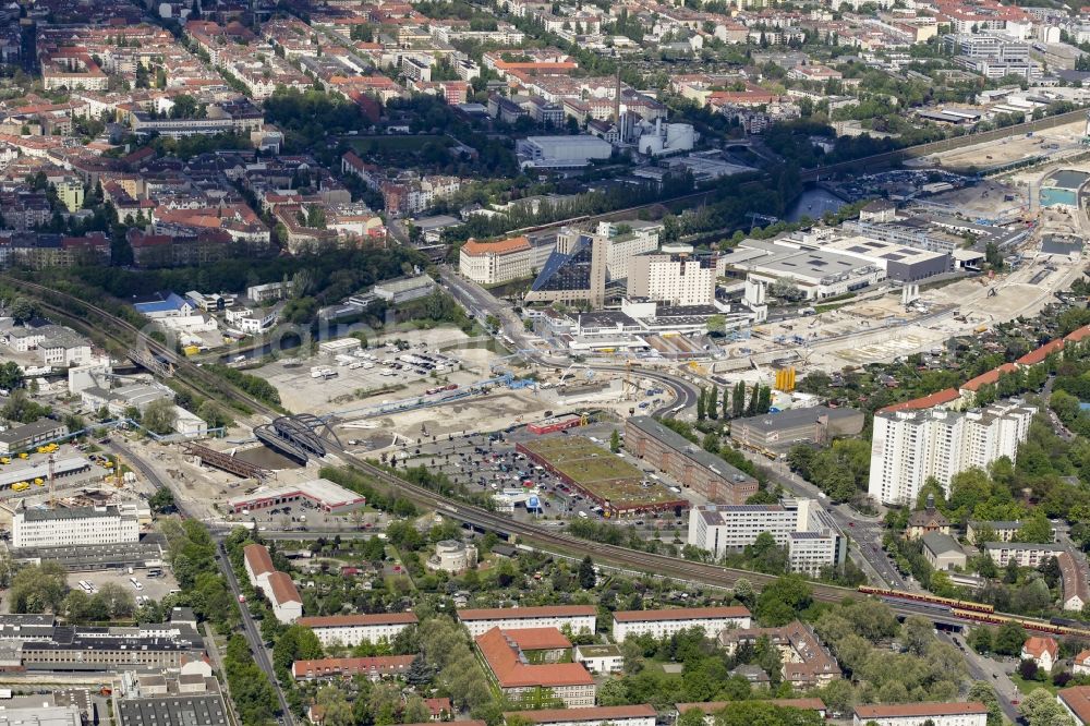 Berlin from above - Civil engineering construction sites for construction of the extension of the urban motorway - Autobahn Autobahn A100 in Berlin Neukoelln