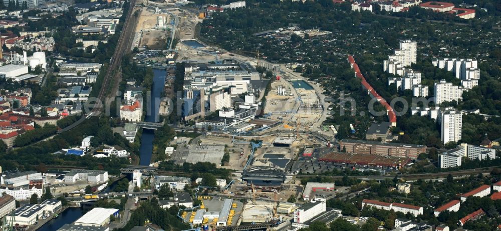 Berlin from above - Civil engineering construction sites for construction of the extension of the urban motorway - Autobahn Autobahn A100 in Berlin Neukoelln