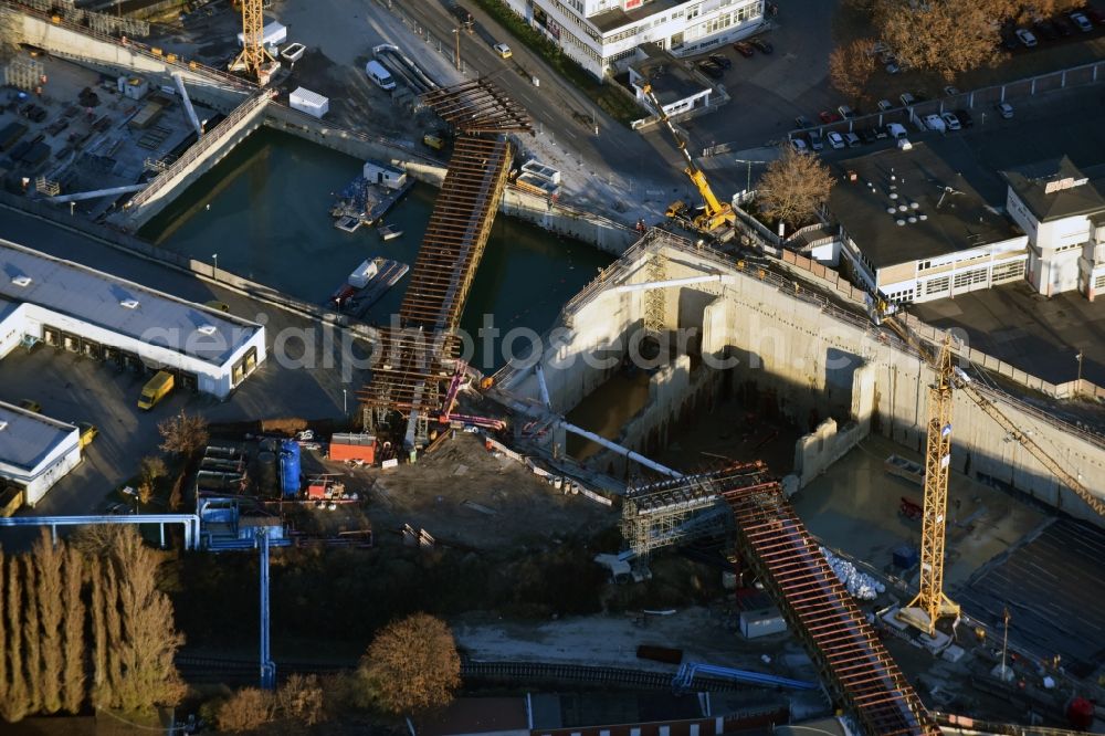 Berlin from above - Civil engineering construction sites for construction of the extension of the urban motorway - Autobahn Autobahn A100 in Berlin Neukoelln