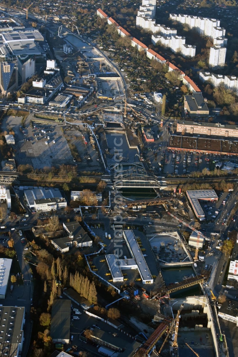 Berlin from above - Civil engineering construction sites for construction of the extension of the urban motorway - Autobahn Autobahn A100 in Berlin Neukoelln