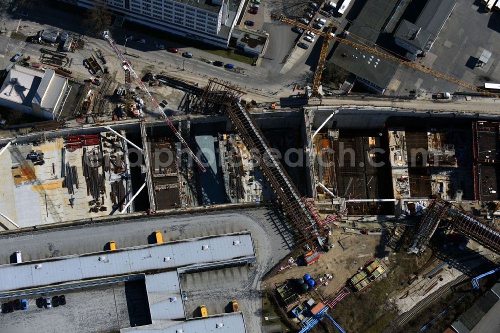 Aerial image Berlin - Civil engineering construction sites for construction of the extension of the urban motorway - Autobahn Autobahn A100 in Berlin Neukoelln