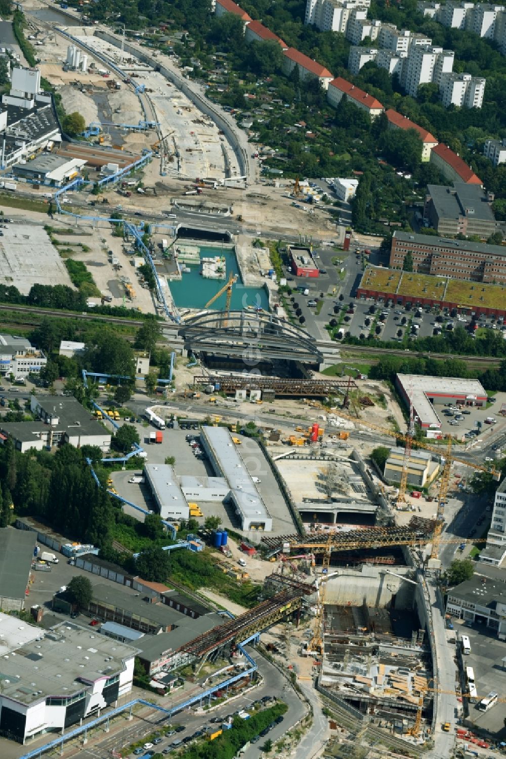 Berlin from above - Civil engineering construction sites for construction of the extension of the urban motorway - Autobahn Autobahn A100 in Berlin Neukoelln