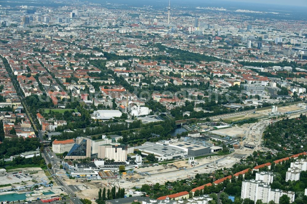 Aerial photograph Berlin - Civil engineering construction sites for construction of the extension of the urban motorway - Autobahn Autobahn A100 in Berlin Neukoelln