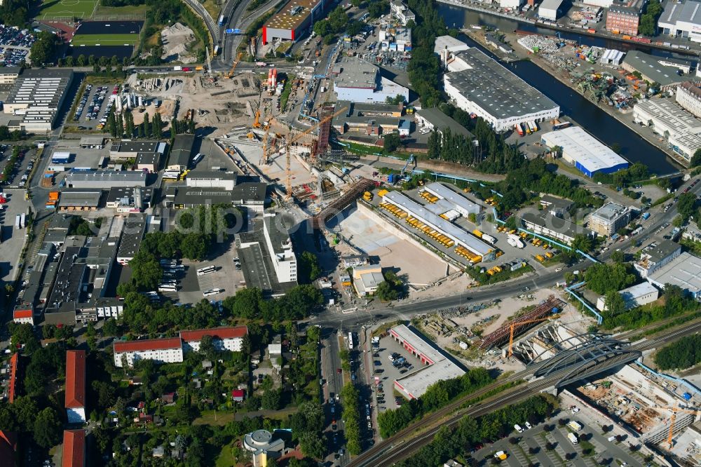 Aerial photograph Berlin - Civil engineering construction sites for construction of the extension of the urban motorway - Autobahn Autobahn A100 in Berlin Neukoelln