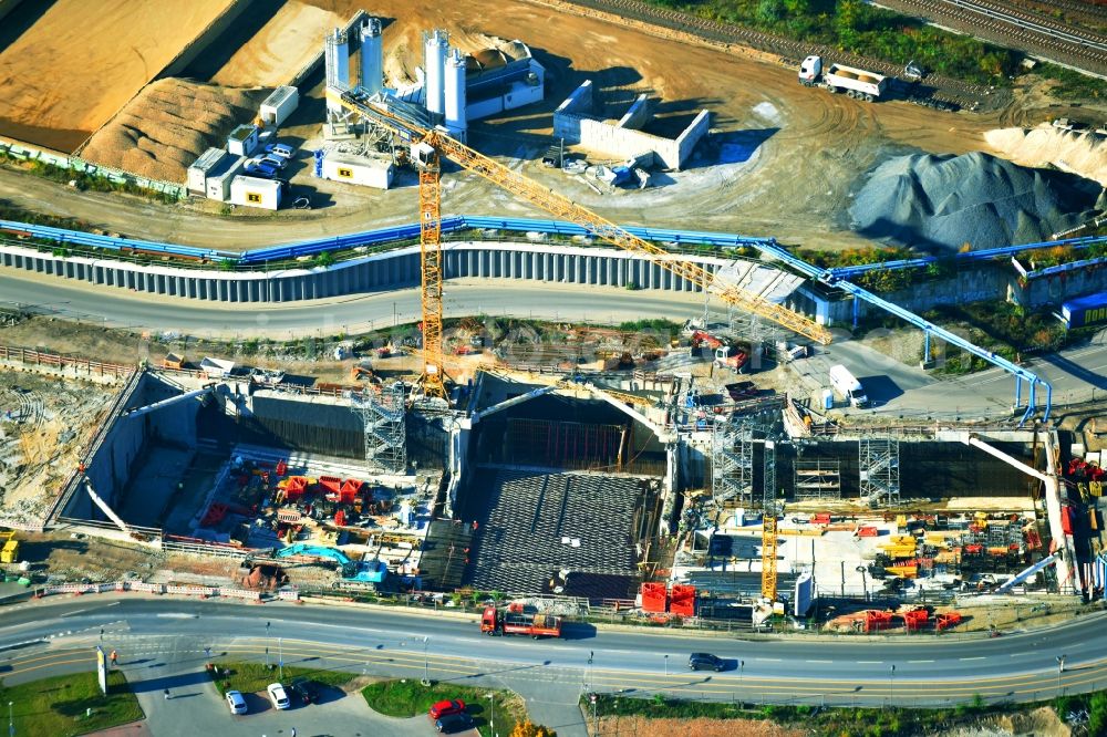 Aerial photograph Berlin - Civil engineering construction sites for construction of the extension of the urban motorway - Autobahn Autobahn A100 in Berlin Treptow