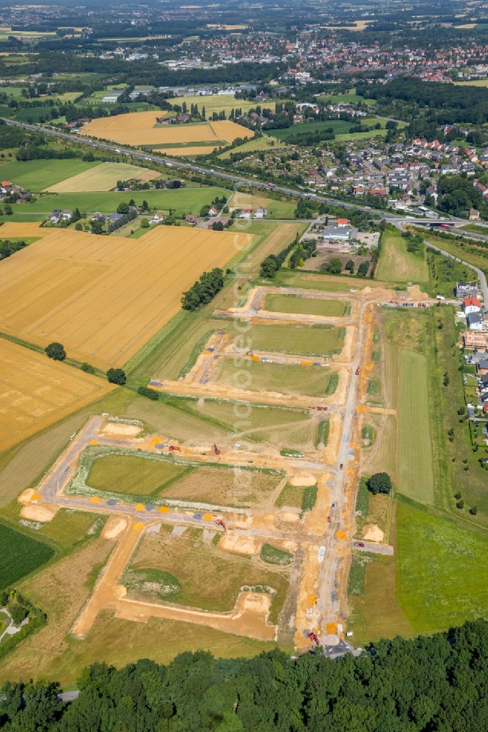 Dortmund from the bird's eye view: Construction sites for new construction residential area of detached housing estate Brechtener Heide in Dortmund in the state North Rhine-Westphalia, Germany