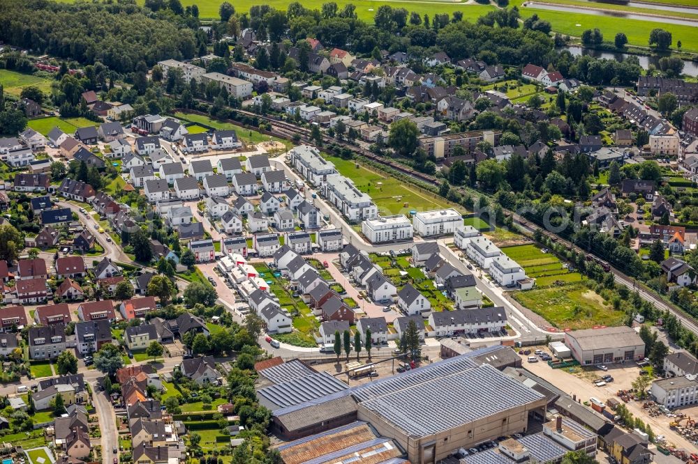 Essen from above - Construction sites for new construction residential area of detached housing estate Brehloher Steig - Mariannenbahn in Essen in the state North Rhine-Westphalia, Germany