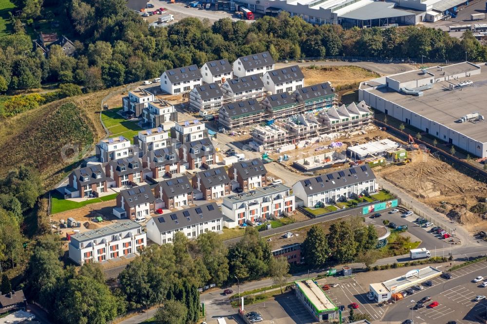 Aerial image Velbert - Construction sites for new construction residential area of detached housing estate on the former Woeste-terrain in Velbert in the state North Rhine-Westphalia. The development is carried out by the companies: Ten Brinke and Deutsche Reihenhaus