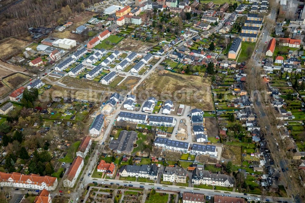 Aerial photograph Gelsenkirchen - Construction sites for new construction residential area of detached housing estate entlong of Grollmonnstrasse and An of Luthenburg in Gelsenkirchen in the state North Rhine-Westphalia, Germany