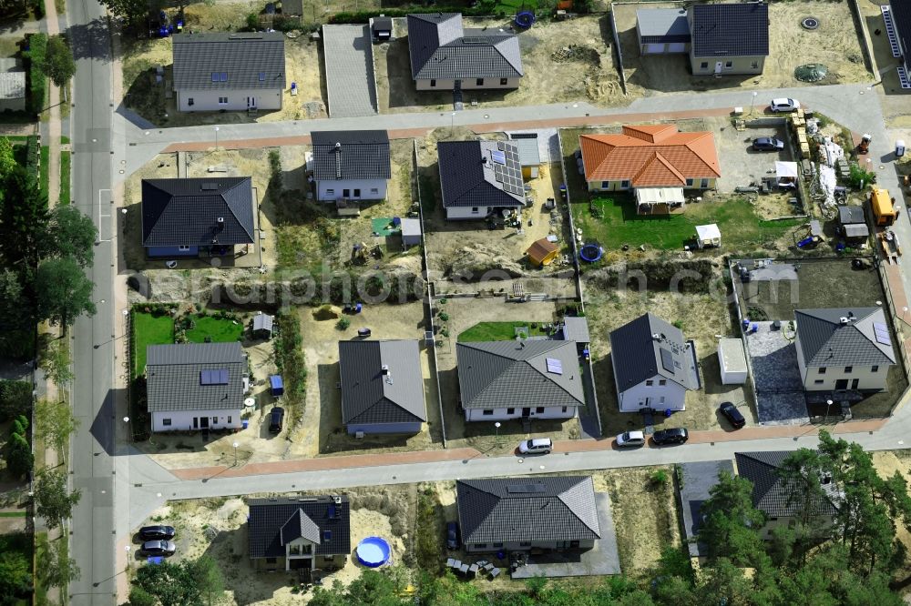 Beelitz from above - Construction sites for new construction residential area of detached housing estate on Eulenweg in Beelitz in the state Brandenburg, Germany