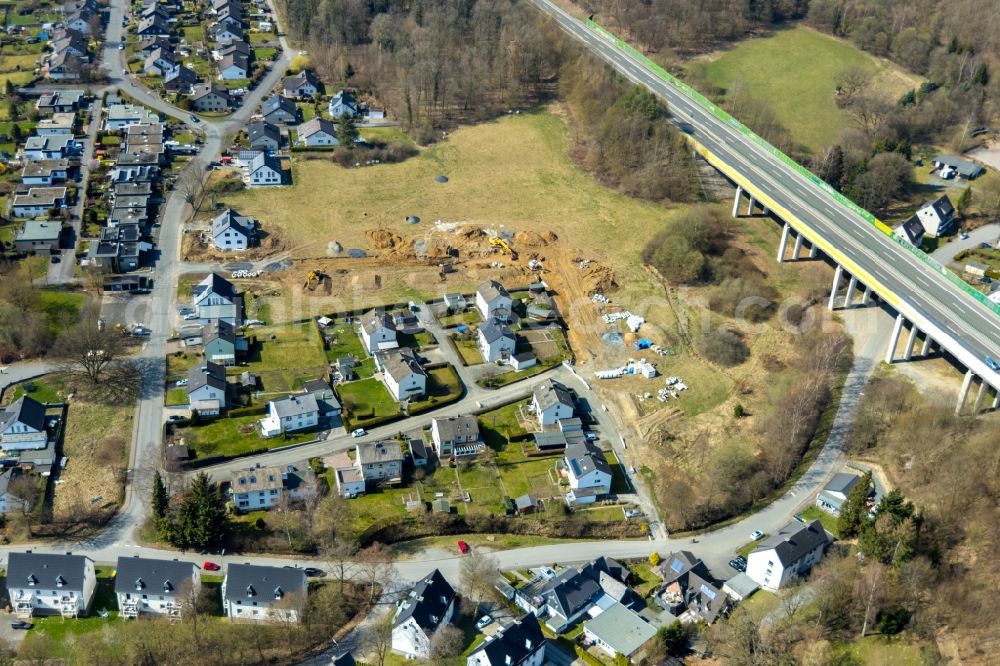 Aerial photograph Meschede - Construction sites for new construction residential area of detached housing estate on Glatzer Strasse - Goerlitzer Strasse in Meschede in the state North Rhine-Westphalia, Germany