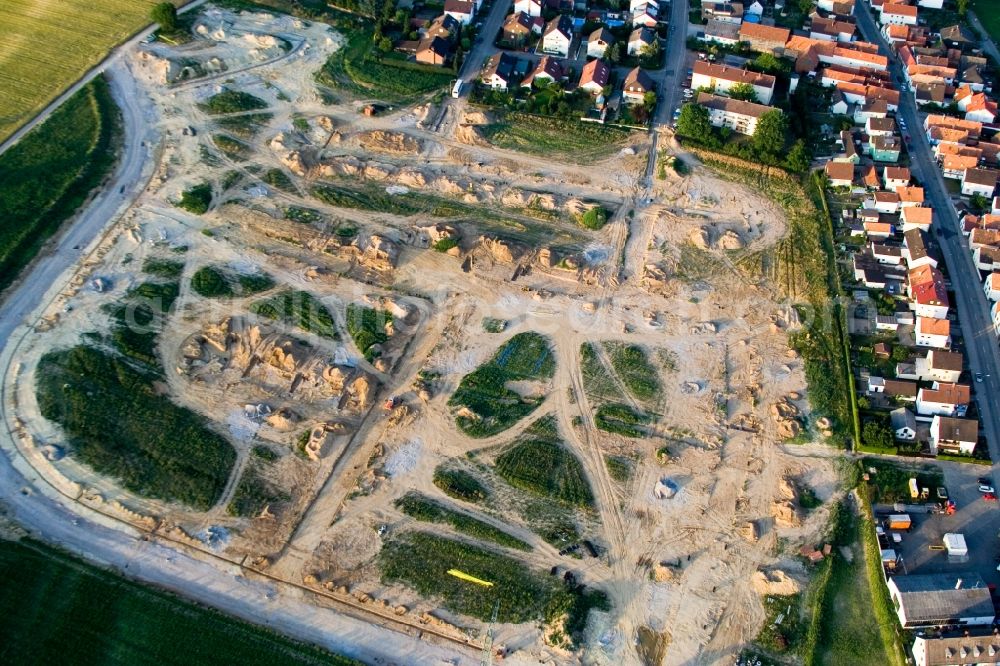 Aerial image Kandel - Construction sites for new construction residential area of detached housing estate Am Hoehenweg in Kandel in the state Rhineland-Palatinate