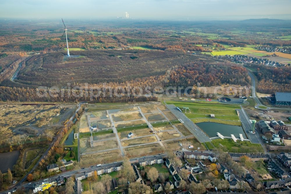 Aerial photograph Dinslaken - Construction sites for new construction residential area of detached housing estate Lohberg in the district Ruhr Metropolitan Area in Dinslaken in the state North Rhine-Westphalia