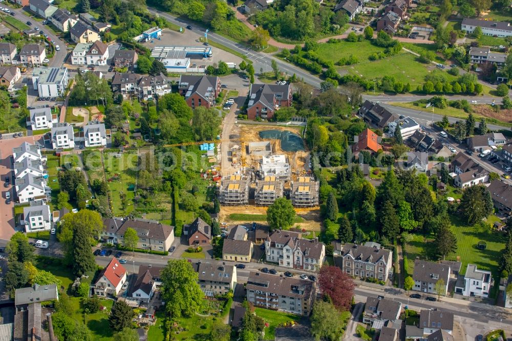 Mülheim an der Ruhr from above - Construction sites for new construction residential area of detached housing estate Muehlenfeld company of Wilma Wohnen West Projekte GmbH in Muelheim on the Ruhr in the state North Rhine-Westphalia