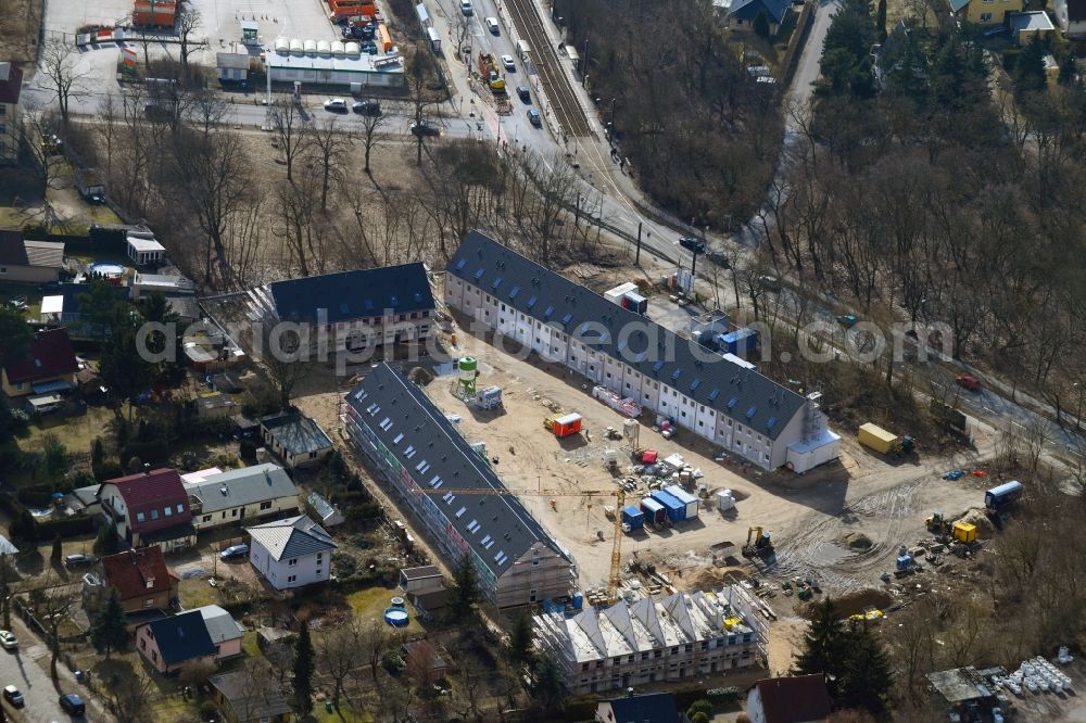 Berlin from above - Construction sites for new construction residential area of detached housing estate on Hultschiner Donm 292 in the district Mahlsdorf in Berlin, Germany