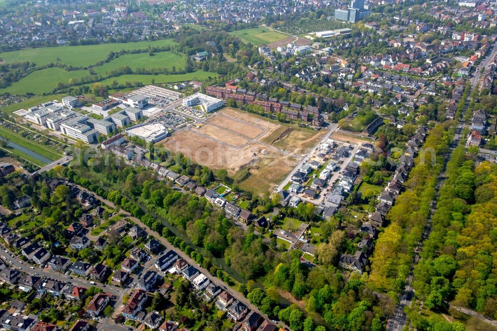 Hamm from the bird's eye view: Construction sites for new construction residential area of detached housing estate Paracelsuspark of Paracelsus GmbH & Co. KG in Hamm in the state North Rhine-Westphalia