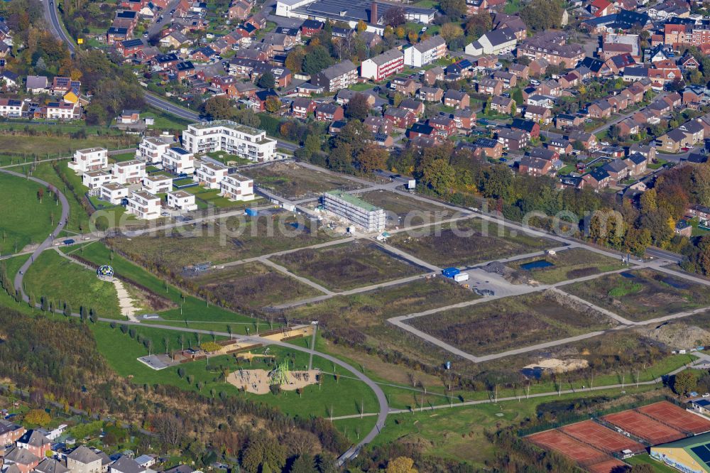 Aerial photograph Selm - Construction sites for new construction residential area of detached housing estate on street Am Auenpark in Selm in the state North Rhine-Westphalia, Germany