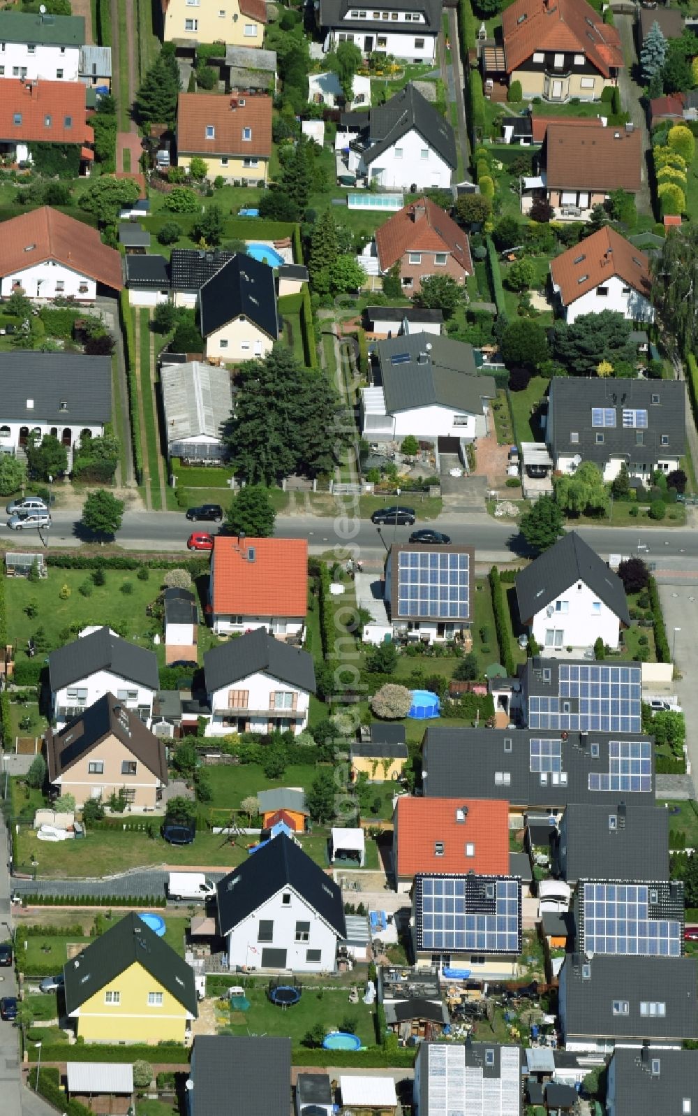 Aerial photograph Berlin - Construction sites for new construction residential area of detached housing estate Spitzmausweg in Berlin