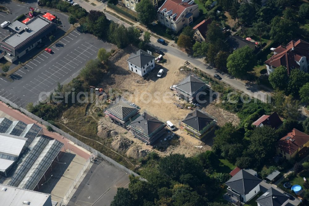 Aerial image Berlin - Construction sites for new construction residential area of detached housing estate an der Neuenhagener Strasse in Mahlsdorf in Berlin