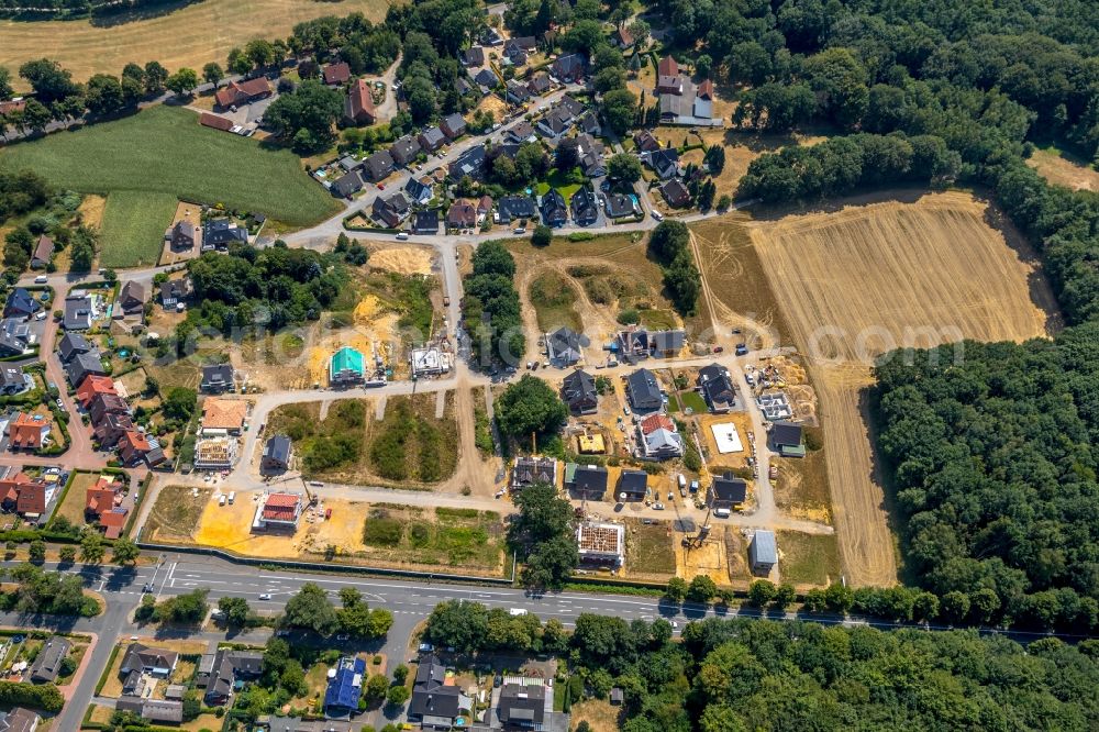 Aerial image Haltern am See - Construction sites for new construction residential area of detached housing estate on Weseler Strasse in Haltern am See in the state North Rhine-Westphalia, Germany