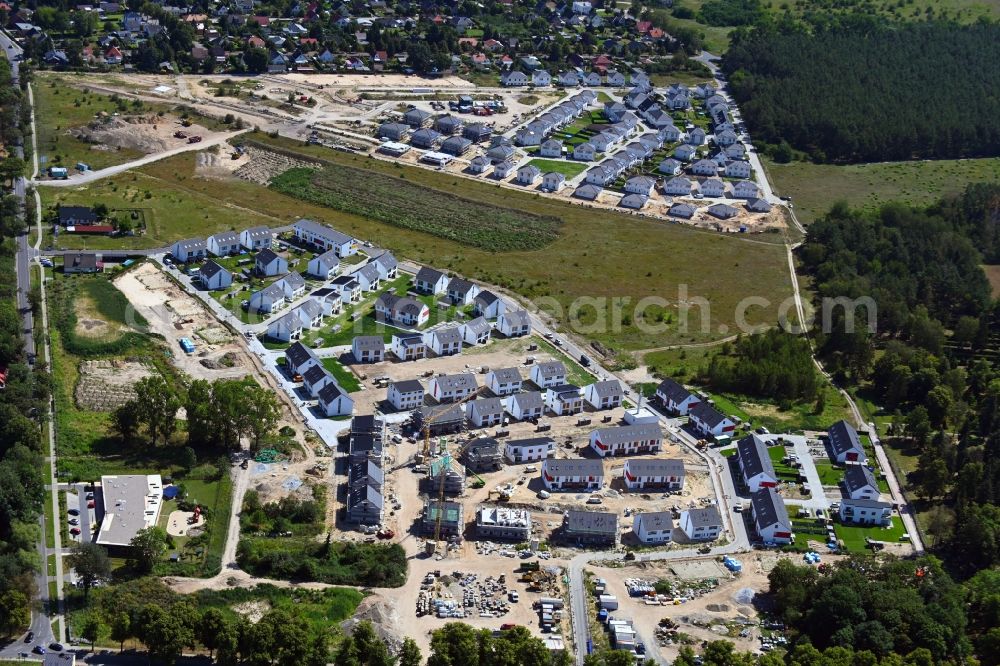 Aerial image Schulzendorf - Construction sites for new construction residential area of detached housing estate Wohnen in Ritterschlag in Schulzendorf in the state Brandenburg, Germany