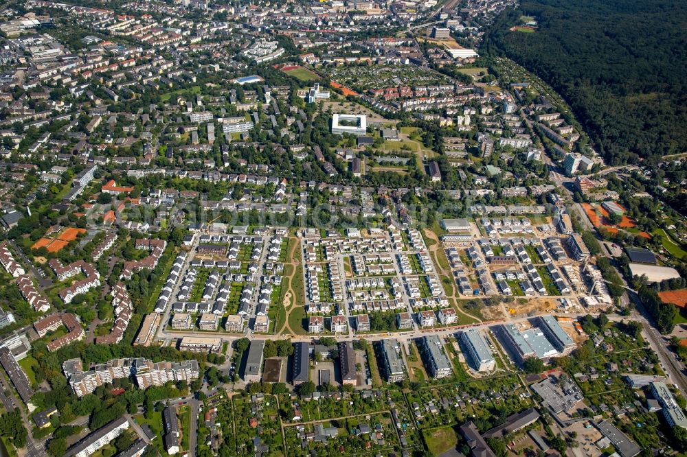 Aerial image Düsseldorf - Construction sites for new construction residential area of detached housing estate Zur alten Kaserne in Duesseldorf in the state North Rhine-Westphalia