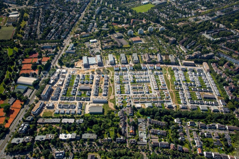 Aerial photograph Düsseldorf - Construction sites for new construction residential area of detached housing estate Zur alten Kaserne in Duesseldorf in the state North Rhine-Westphalia